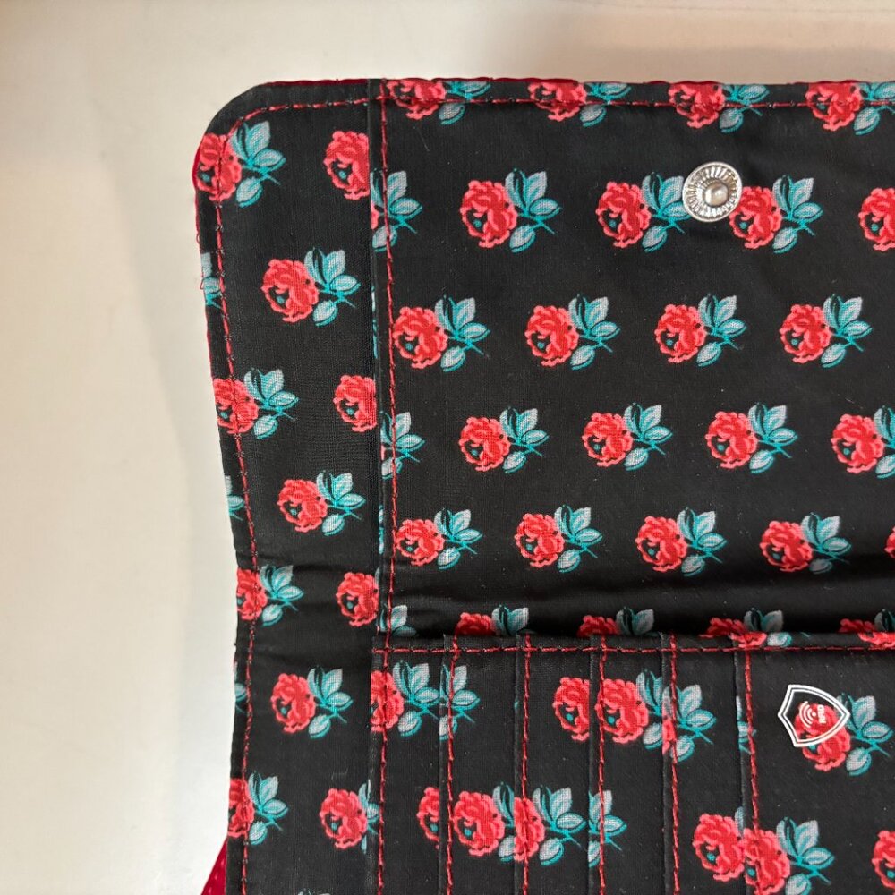 Vera Bradley Red Rose Print Wristlet Wallet - Picture 5 of 8